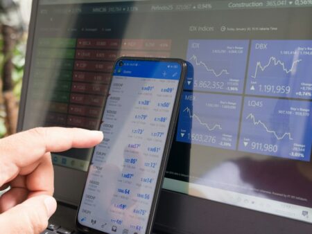 Lay Betting Explained: How It Works on a Betting Exchange